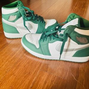 Jordan 1 Retro High OG "Gorge Green